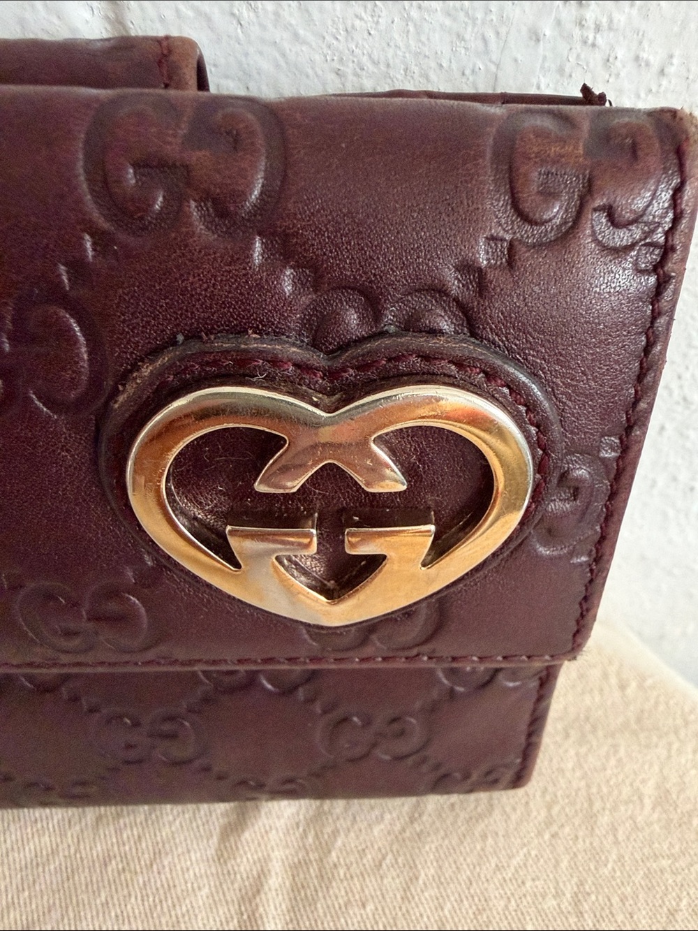 Gucci Heart Interlocking G Embossed Leather Wallet - Brown - Picture 2 of 13